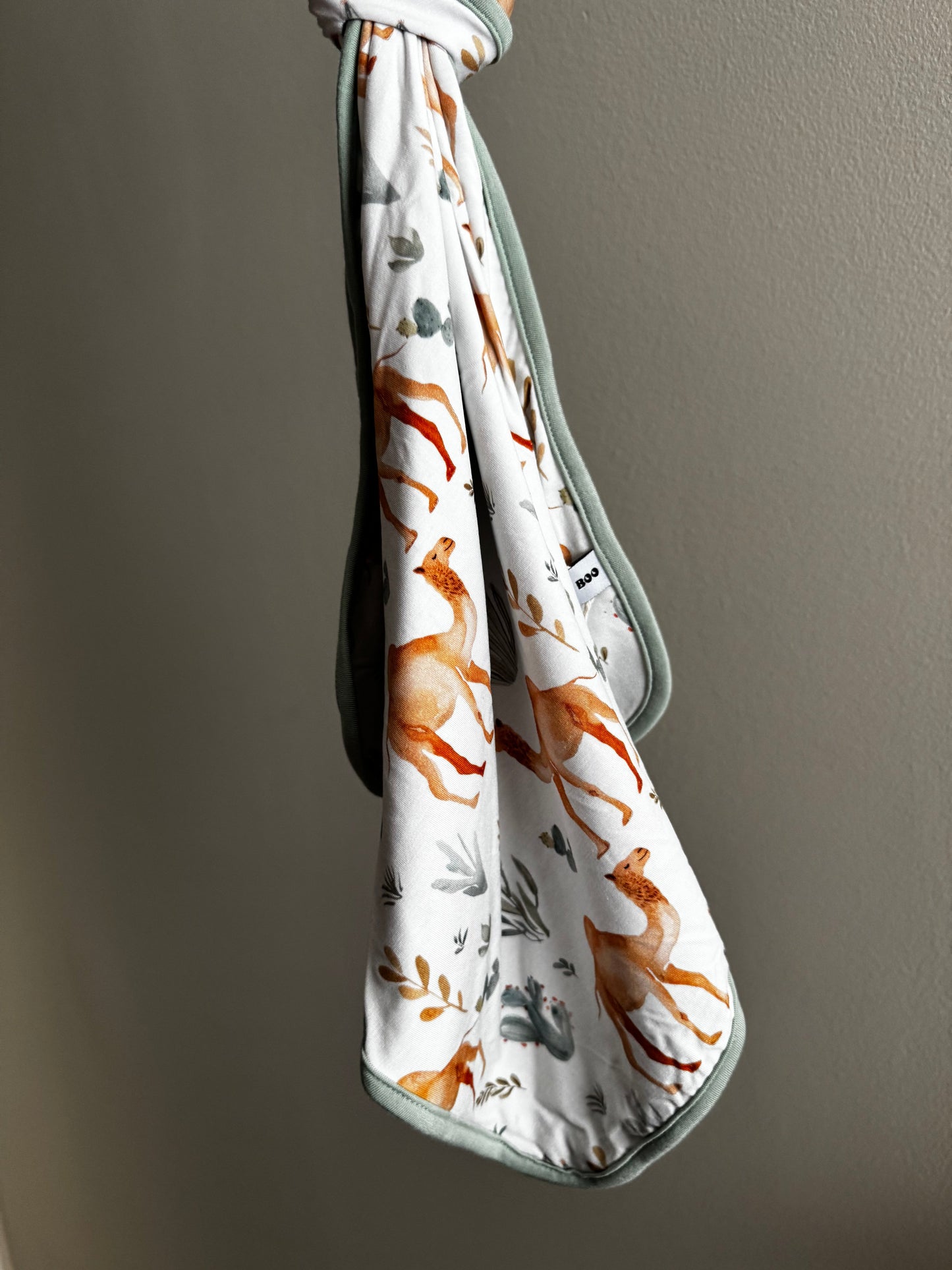 Oasis Oversized Wooden Ring Lovey