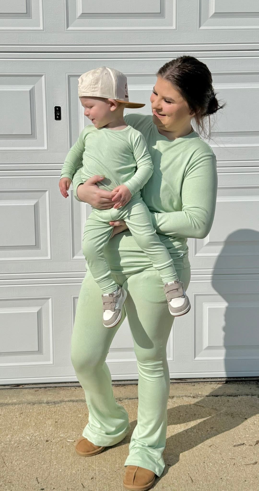 Pistachio Ribbed Women’s Set