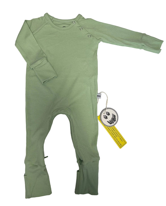 Pistachio Ribbed Crescent Zippy