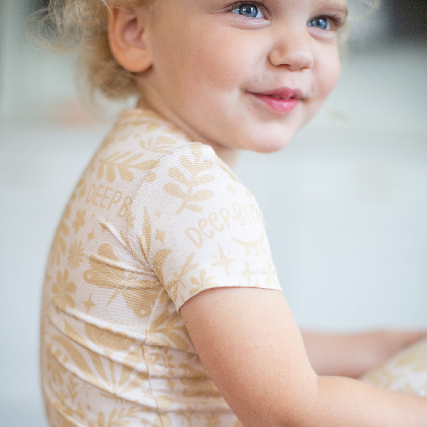 The Second-Skin 2-Piece Short Sleeve Pajama | Om Baby (Beige)