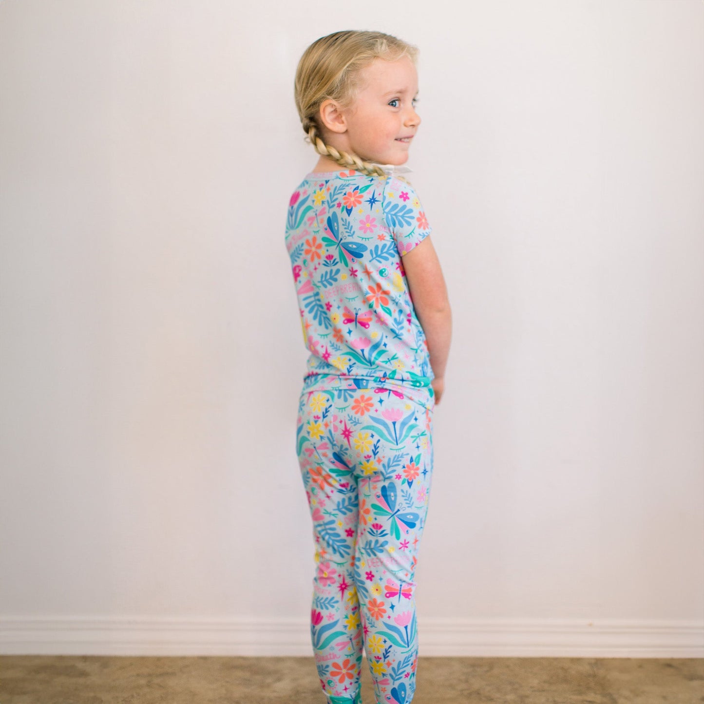 The Second-Skin 2-Piece Short Sleeve Pajama | Om Baby (Light Blue)