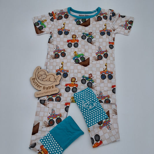 Rumble in the Jungle short sleeve with pants 2pc Set